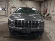 ✅ 2018 Jeep Cherokee Latitude • VIN: 1C4PJMCB1JD610340 • Lot: 41694829. Listed on IAAI with 195,014 mi. Free auction sales archive from the USA and detailed vehicle history report at DreamBid. Image 13.