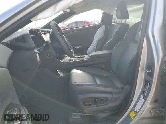 ✅ 2023 Lexus RZ 450e Premium • VIN: JTJAAAAB3PA012264 • Lot: 78655884. Wystawiony na Copart z przebiegiem 9 035 mil. Bezpłatny archiwum sprzedaży aukcyjnych z USA i szczegółowy raport historii pojazdu na DreamBid. Zdjęcie 7.