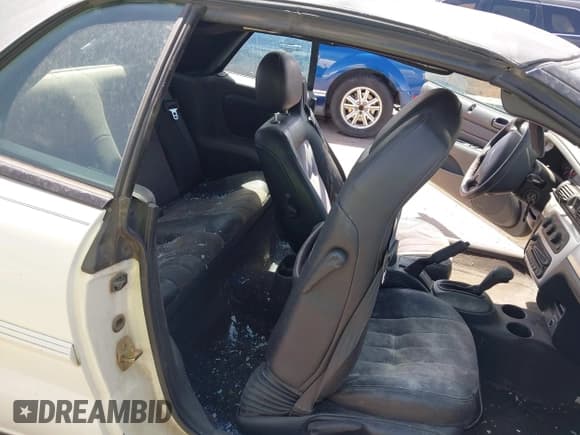 ✅ 2005 Chrysler Sebring Touring • VIN: 1C3EL55R25N574910 • Lot: 41925734. Listed on IAAI with 133,354 mi. Free auction sales archive from the USA and detailed vehicle history report at DreamBid. Image 8.