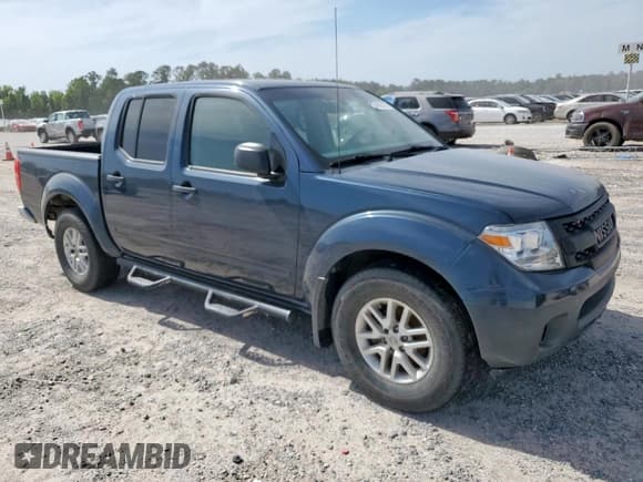 ✅ 2020 Nissan Frontier S • VIN: 1N6ED0EA7LN727085 • Лот: 56985355. Опубликован ранее на Copart с пробегом 165 589 миль. Бесплатный доступ к архиву аукционных продаж из США и подробный отчёт об истории автомобиля на DreamBid. Изображение 4.