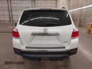 ✅ 2012 Toyota Highlander • VIN: 5TDBK3EH0CS150789 • Лот: 43099005. Опубликован ранее на IAAI с пробегом 244 072 миль. Бесплатный доступ к архиву аукционных продаж из США и подробный отчёт об истории автомобиля на DreamBid. Изображение 17.