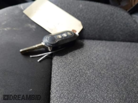 ✅ 2018 Ram ProMaster Cargo • VIN: 3C6TRVBG7JE131811 • Lot: 42332512. Wystawiony na IAAI z przebiegiem 189 928 mil. Bezpłatny archiwum sprzedaży aukcyjnych z USA i szczegółowy raport historii pojazdu na DreamBid. Zdjęcie 11.