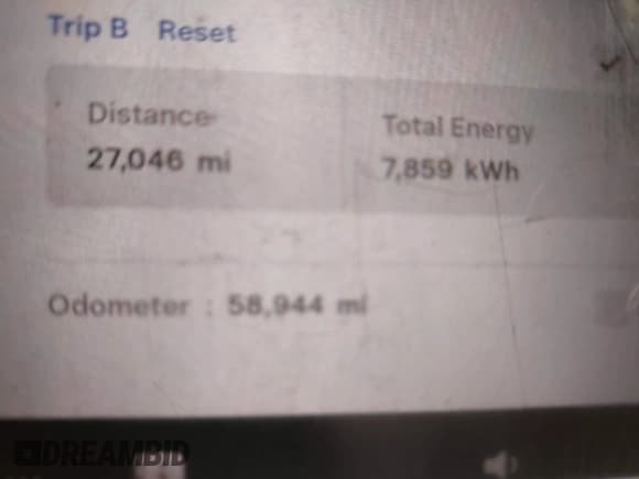 ✅ 2018 Tesla Model 3 Long Range Battery • VIN: 5YJ3E1EB2JF081729 • Lot: 43617411. Wystawiony na IAAI z przebiegiem 58 944 mil. Bezpłatny archiwum sprzedaży aukcyjnych z USA i szczegółowy raport historii pojazdu na DreamBid. Zdjęcie 7.