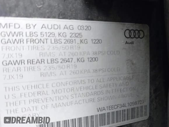 ✅ 2020 Audi Q3 S line Premium Plus • VIN: WA1EECF34L1098727 • Lot: 42407030. Wystawiony na IAAI z przebiegiem 92 662 mil. Bezpłatny archiwum sprzedaży aukcyjnych z USA i szczegółowy raport historii pojazdu na DreamBid. Zdjęcie 9.