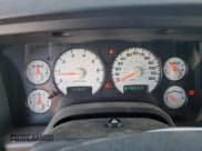 ✅ 2005 Dodge 1500 SLT • VIN: 1D7HA18NX5S174049 • Lot: 90886935. Wystawiony na Copart z przebiegiem 147 829 mil. Bezpłatny archiwum sprzedaży aukcyjnych z USA i szczegółowy raport historii pojazdu na DreamBid. Zdjęcie 9.