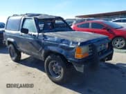 ✅ 1989 Ford Bronco • VIN: 1FMCU14T5KUB63956 • Лот: 41397322. Опубликован ранее на IAAI с пробегом 49 921 миль. Бесплатный доступ к архиву аукционных продаж из США и подробный отчёт об истории автомобиля на DreamBid. Изображение 1.