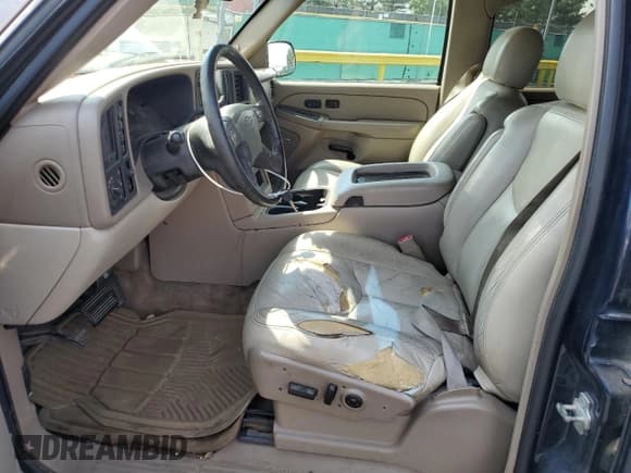 ✅ 2005 Chevrolet Suburban Z71 • VIN: 3GNFK16Z55G231910 • Lot: 68500355. Listed on Copart with 207,543 mi. Free auction sales archive from the USA and detailed vehicle history report at DreamBid. Image 7.