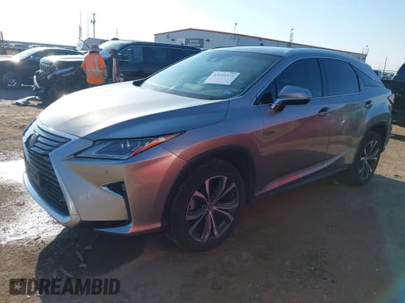 ✅ 2018 Lexus RX 350 • VIN: 2T2ZZMCA7JC097404 • Lot: 43193375. Listed on IAAI with 203,781 mi. Free auction sales archive from the USA and detailed vehicle history report at DreamBid. Image 17.