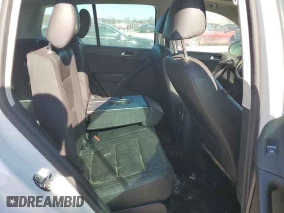 ✅ 2017 Volkswagen Tiguan Wolfsburg Edition • VIN: WVGSV7AX5HW503154 • Lot: 92486045. Listed on Copart with Not provided. Free auction sales archive from the USA and detailed vehicle history report at DreamBid. Image 11.