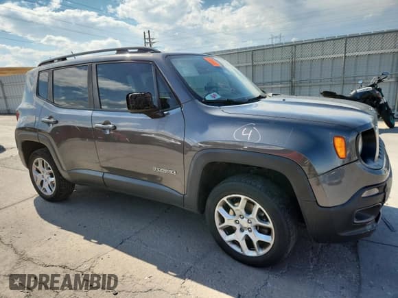 ✅ 2017 Jeep Renegade Latitude • VIN: ZACCJBBB2HPF94794 • Лот: 70677375. Опубликован ранее на Copart с пробегом 107 452 миль. Бесплатный доступ к архиву аукционных продаж из США и подробный отчёт об истории автомобиля на DreamBid. Изображение 4.