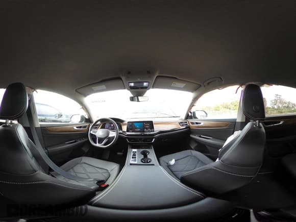 ✅ 2024 Volkswagen Atlas SE • VIN: 1V2DR2CA9RC565719 • Lot: 41213559. Listed on IAAI with 7,455 mi. Free auction sales archive from the USA and detailed vehicle history report at DreamBid. Image 18.