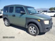 ✅ 2004 Honda Element EX • VIN: 5J6YH18594L001132 • Lot: 83769515. Listed on Copart with 215,788 mi. Free auction sales archive from the USA and detailed vehicle history report at DreamBid. Image 4.