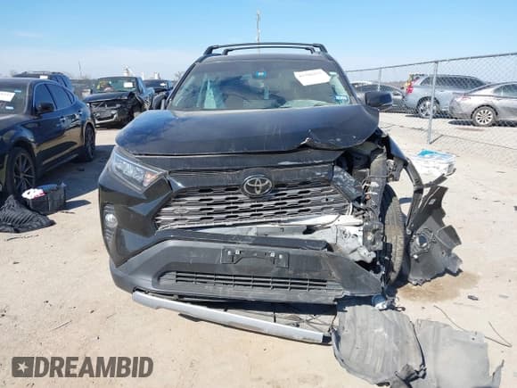 ✅ 2021 Toyota RAV4 Limited • VIN: 2T3Y1RFVXMW172464 • Lot: 41588157. Listed on IAAI with 42,657 mi. Free auction sales archive from the USA and detailed vehicle history report at DreamBid. Image 12.