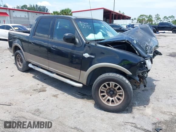 ✅ 2003 Ford F-150 XLT • VIN: 1FTRW07L93KB70825 • Lot: 42672351. Wystawiony na IAAI z przebiegiem Nie podano. Bezpłatny archiwum sprzedaży aukcyjnych z USA i szczegółowy raport historii pojazdu na DreamBid. Zdjęcie 1.