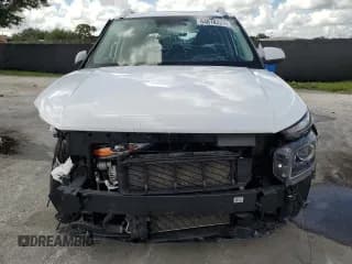 ✅ 2023 Hyundai Venue SEL • VIN: KMHRC8A34PU213778 • Lot: 64818424. Wystawiony na Copart z przebiegiem 35 153 mil. Bezpłatny archiwum sprzedaży aukcyjnych z USA i szczegółowy raport historii pojazdu na DreamBid. Zdjęcie 5.