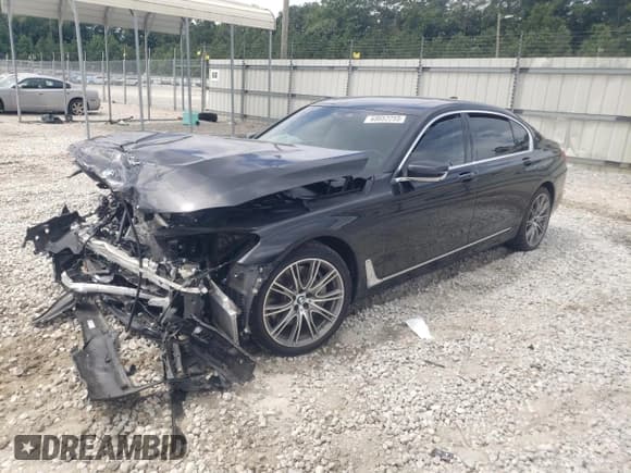 ✅ 2018 BMW 7 Series 750i • VIN: WBA7F0C59JGM23038 • Лот: 68652255. Опубликован ранее на Copart с пробегом Не указан. Бесплатный доступ к архиву аукционных продаж из США и подробный отчёт об истории автомобиля на DreamBid. Изображение 1.