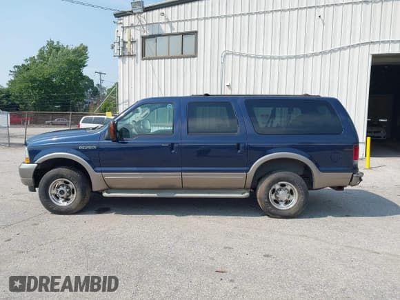 ✅ 2004 Ford Excursion Eddie Bauer • VIN: 1FMSU45P04EC47808 • Лот: 42485767. Опубликован ранее на IAAI с пробегом 109 155 миль. Бесплатный доступ к архиву аукционных продаж из США и подробный отчёт об истории автомобиля на DreamBid. Изображение 14.