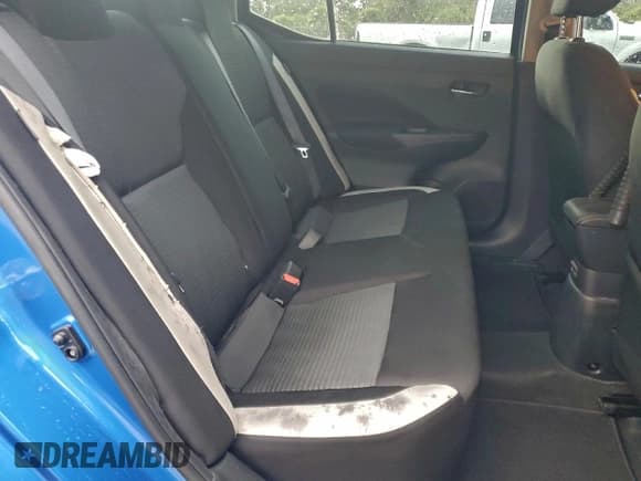 ✅ 2022 Nissan Versa SV • VIN: 3N1CN8EV6NL840069 • Lot: 95945325. Wystawiony na Copart z przebiegiem 31 011 mil. Bezpłatny archiwum sprzedaży aukcyjnych z USA i szczegółowy raport historii pojazdu na DreamBid. Zdjęcie 10.