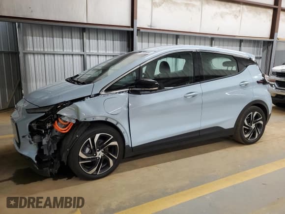 ✅ 2023 Chevrolet Bolt EV 2LT • VIN: 1G1FX6S06P4156139 • Lot: 70036964. Wystawiony na Copart z przebiegiem 9 676 mil. Bezpłatny archiwum sprzedaży aukcyjnych z USA i szczegółowy raport historii pojazdu na DreamBid. Zdjęcie 1.