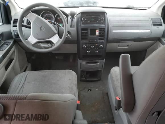 2008 Dodge Grand Caravan SE with VIN 2D8HN44HX8R702700, listed as a Copart auction lot 88300095 with 130,854 mi miles and Clean title. Bid and sale history available at DreamBid. Image 8.