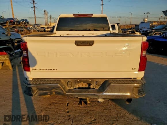 ✅ 2021 Chevrolet Silverado 2500HD LT • VIN: 1GC1YNEY5MF311502 • Лот: 95720085. Опубликован ранее на Copart с пробегом 112 836 миль. Бесплатный доступ к архиву аукционных продаж из США и подробный отчёт об истории автомобиля на DreamBid. Изображение 6.