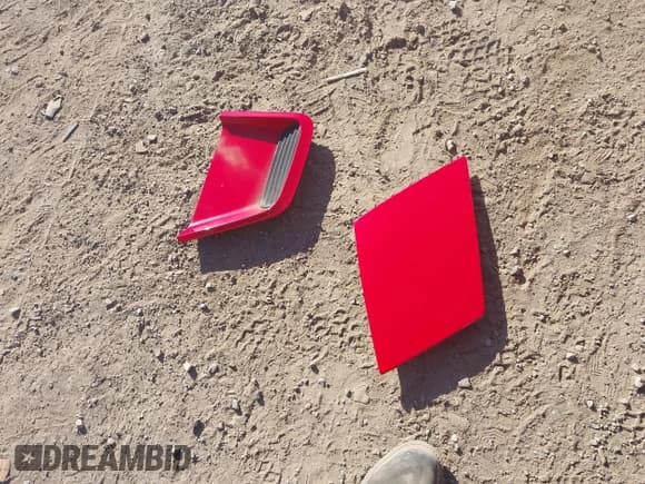 ✅ 1997 Pontiac Firebird Firebird • VIN: 2G2FS22K1V2222006 • Lot: 43672519. Wystawiony na IAAI z przebiegiem 81 575 mil. Bezpłatny archiwum sprzedaży aukcyjnych z USA i szczegółowy raport historii pojazdu na DreamBid. Zdjęcie 12.