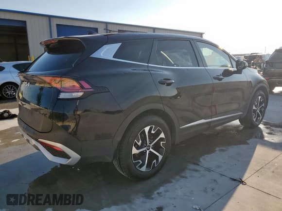 ✅ 2024 Kia Sportage EX • VIN: 5XYK33DFXRG223153 • Lot: 84298855. Listed on Copart with 10,732 mi. Free auction sales archive from the USA and detailed vehicle history report at DreamBid. Image 3.