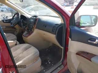 2008 Hyundai Entourage GLS z VIN KNDMC233286047324, wystawiony jako IAAI lot #42861776 z przebiegiem 205 212 mil mil oraz . Historia ofert i sprzedaży dostępna na DreamBid. Obrazek 5.