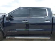 ✅ 2023 GMC Sierra 1500 Denali Ultimate • VIN: 1GTUUHEL6PZ295182 • Лот: 42497298. Опубликован ранее на IAAI с пробегом 18 401 миль. Бесплатный доступ к архиву аукционных продаж из США и подробный отчёт об истории автомобиля на DreamBid. Изображение 15.