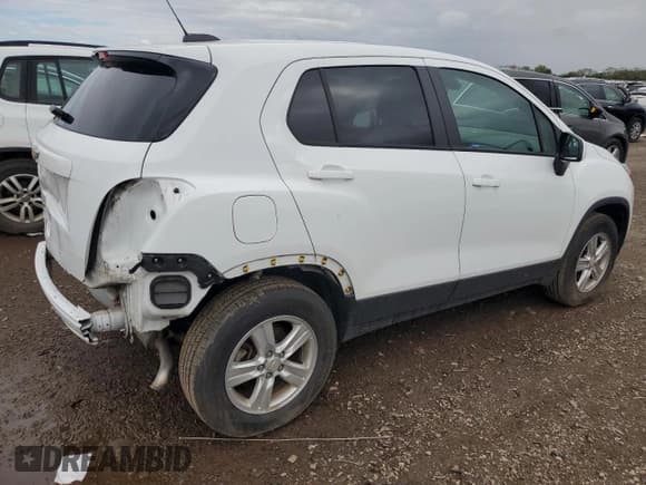 ✅ 2022 Chevrolet Trax LS • VIN: KL7CJNSM8NB549218 • Lot: 81997005. Listed on Copart with 44,871 mi. Free auction sales archive from the USA and detailed vehicle history report at DreamBid. Image 3.
