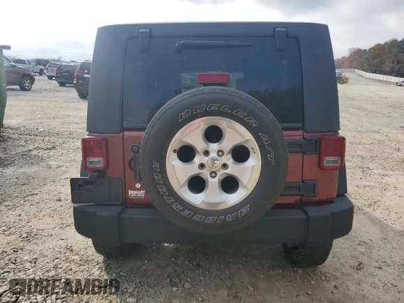 ✅ 2008 Jeep Wrangler Unlimited X • VIN: 1J4GB391X8L582277 • Лот: 90610105. Опубликован ранее на Copart с пробегом 114 034 миль. Бесплатный доступ к архиву аукционных продаж из США и подробный отчёт об истории автомобиля на DreamBid. Изображение 6.