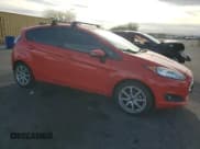 ✅ 2015 Ford Fiesta SE • VIN: 3FADP4EJ7FM205591 • Lot: 92529945. Wystawiony na Copart z przebiegiem 132 714 mil. Bezpłatny archiwum sprzedaży aukcyjnych z USA i szczegółowy raport historii pojazdu na DreamBid. Zdjęcie 4.