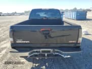 ✅ 2005 GMC Sierra 1500 Work Truck • VIN: 1GTEC19X35Z243940 • Лот: 86164165. Опубликован ранее на Copart с пробегом 43 962 миль. Бесплатный доступ к архиву аукционных продаж из США и подробный отчёт об истории автомобиля на DreamBid. Изображение 6.