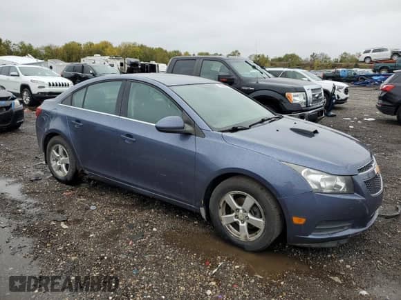 2014 Chevrolet Cruze 1LT с VIN 1G1PC5SB2E7131780, выставлен на аукционе Copart как лот 85356675 с пробегом 161 194 миль миль и Чистый • Clean title. История ставок и продаж доступна на DreamBid. Изображение 4.
