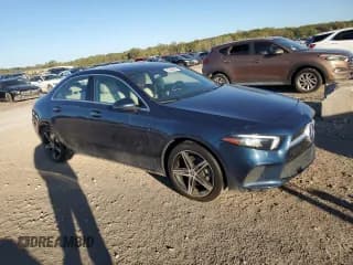 ✅ 2019 Mercedes-Benz A 220 • VIN: WDD3G4EB2KW021383 • Лот: 87044485. Опубликован ранее на Copart с пробегом Не указан. Бесплатный доступ к архиву аукционных продаж из США и подробный отчёт об истории автомобиля на DreamBid. Изображение 4.