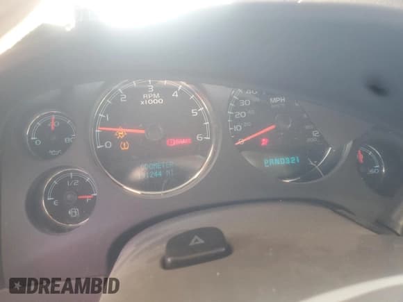 ✅ 2008 Chevrolet Silverado 1500 1LT • VIN: 3GCEK13J08G283646 • Lot: 85551925. Listed on Copart with 191,244 mi. Free auction sales archive from the USA and detailed vehicle history report at DreamBid. Image 9.