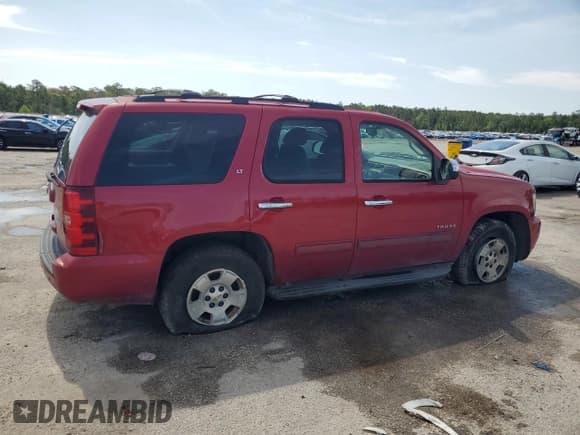 ✅ 2013 Chevrolet Tahoe LT • VIN: 1GNSCBE02DR303732 • Lot: 56175795. Wystawiony na Copart z przebiegiem 239 100 mil. Bezpłatny archiwum sprzedaży aukcyjnych z USA i szczegółowy raport historii pojazdu na DreamBid. Zdjęcie 3.