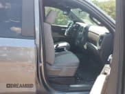 ✅ 2021 Chevrolet Silverado 1500 RST • VIN: 3GCPWDED9MG155101 • Lot: 42684534. Wystawiony na IAAI z przebiegiem 111 903 mil. Bezpłatny archiwum sprzedaży aukcyjnych z USA i szczegółowy raport historii pojazdu na DreamBid. Zdjęcie 5.