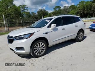 ✅ 2020 Buick Enclave Essence • VIN: 5GAERBKW6LJ277454 • Lot: 86789295. Wystawiony na Copart z przebiegiem 104 453 mil. Bezpłatny archiwum sprzedaży aukcyjnych z USA i szczegółowy raport historii pojazdu na DreamBid. Zdjęcie 1.