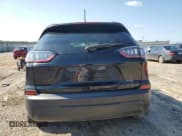 ✅ 2019 Jeep Cherokee Altitude • VIN: 1C4PJLLB5KD485080 • Lot: 69173115. Listed on Copart with 106,382 mi. Free auction sales archive from the USA and detailed vehicle history report at DreamBid. Image 6.