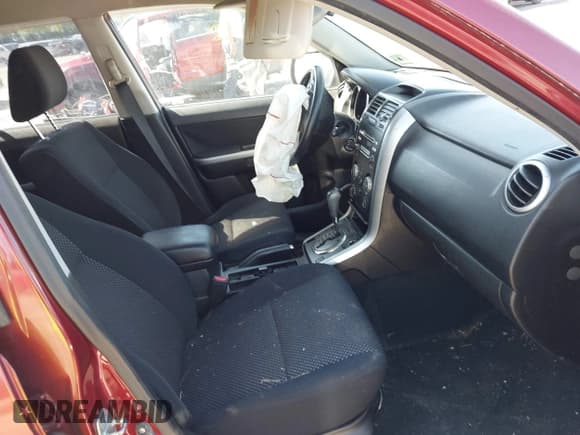 ✅ 2007 Suzuki Grand Vitara XSport • VIN: JS3TD944174201350 • Lot: 42204587. Listed on IAAI with 136,152 mi. Free auction sales archive from the USA and detailed vehicle history report at DreamBid. Image 5.