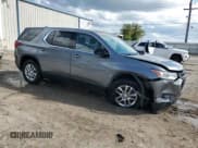 ✅ 2020 Chevrolet Traverse LS • VIN: 1GNERFKWXLJ174924 • Lot: 71939174. Wystawiony na Copart z przebiegiem 82 695 mil. Bezpłatny archiwum sprzedaży aukcyjnych z USA i szczegółowy raport historii pojazdu na DreamBid. Zdjęcie 4.