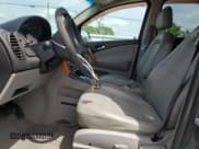 ✅ 2007 Saturn VUE V6 • VIN: 5GZCZ53437S876475 • Lot: 57312965. Wystawiony na Copart z przebiegiem 232 058 mil. Bezpłatny archiwum sprzedaży aukcyjnych z USA i szczegółowy raport historii pojazdu na DreamBid. Zdjęcie 7.