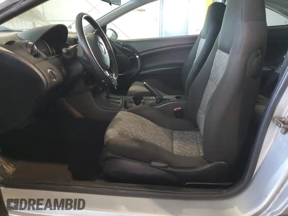 ✅ 2001 Mercury Cougar • VIN: 1ZWFT61LX15601779 • Lot: 72073124. Wystawiony na Copart z przebiegiem 121 192 mil. Bezpłatny archiwum sprzedaży aukcyjnych z USA i szczegółowy raport historii pojazdu na DreamBid. Zdjęcie 7.