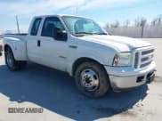 ✅ 2004 Ford F-250 XL • VIN: 1FTNX20P14ED45752 • Lot: 41655629. Listed on IAAI with 321,877 mi. Free auction sales archive from the USA and detailed vehicle history report at DreamBid. Image 1.