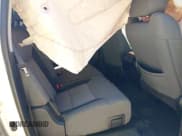 ✅ 2014 Toyota Tundra SR5 • VIN: 5TFDW5F18EX339388 • Lot: 42051275. Wystawiony na IAAI z przebiegiem 170 000 mil. Bezpłatny archiwum sprzedaży aukcyjnych z USA i szczegółowy raport historii pojazdu na DreamBid. Zdjęcie 8.