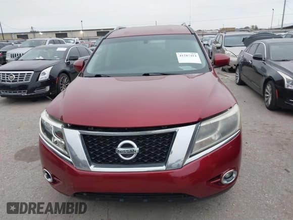 ✅ 2016 Nissan Pathfinder S • VIN: 5N1AR2MN2GC605783 • Lot: 41287414. Listed on IAAI with 206,515 mi. Free auction sales archive from the USA and detailed vehicle history report at DreamBid. Image 12.