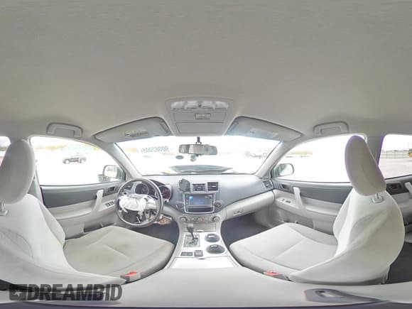 ✅ 2013 Toyota Highlander Plus • VIN: 5TDZA3EH2DS042001 • Lot: 90082005. Listed on Copart with 216,404 mi. Free auction sales archive from the USA and detailed vehicle history report at DreamBid. Image 15.