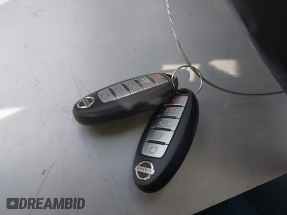 ✅ 2016 Nissan Maxima SL • VIN: 1N4AA6AP6GC377396 • Lot: 43675642. Wystawiony na IAAI z przebiegiem 206 630 mil. Bezpłatny archiwum sprzedaży aukcyjnych z USA i szczegółowy raport historii pojazdu na DreamBid. Zdjęcie 11.