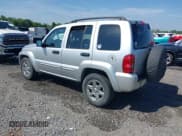 ✅ 2004 Jeep Liberty Limited • VIN: 1J4GK58K04W111222 • Lot: 42114815. Listed on IAAI with 124,546 mi. Free auction sales archive from the USA and detailed vehicle history report at DreamBid. Image 3.